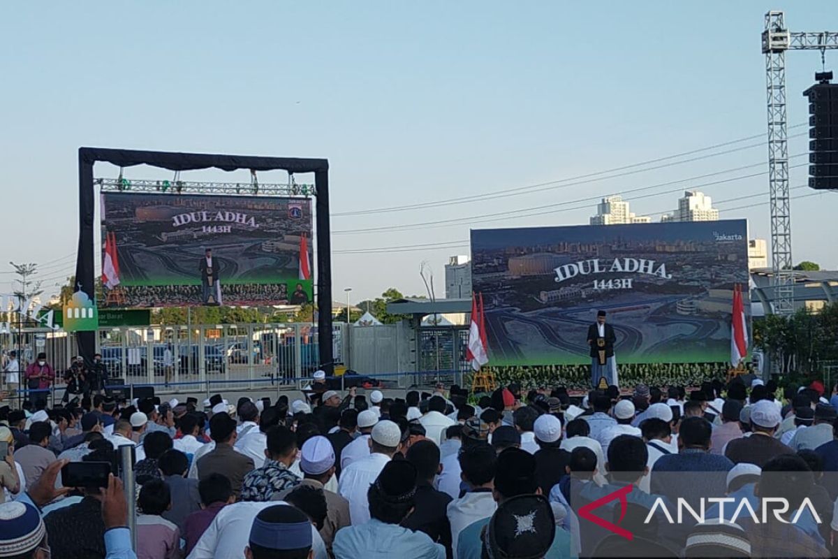 Anies berterima kasih kepada jamaah Shalat Id di JIS