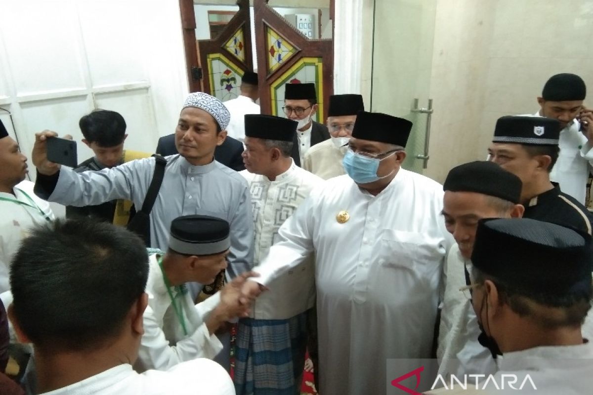 Gubernur Sulawesi Tenggara mengajak umat Muslim teladani Nabi Ibrahim