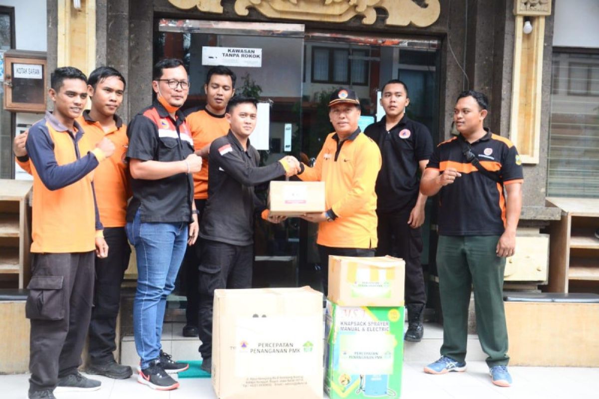 Satgas Penanganan PMK di Bali serahkan bantuan logistik ke kabupaten/kota