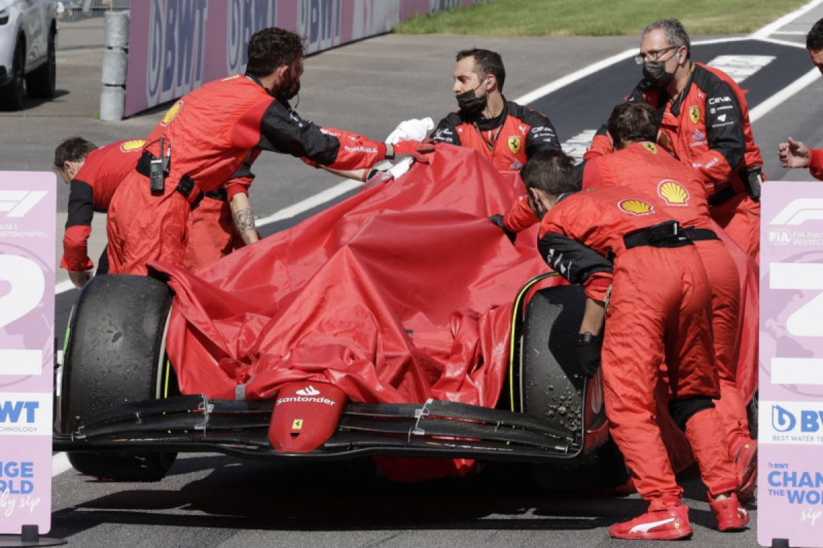 Sainz ungkap mesin Ferrari rusak tanpa peringatan di Austria