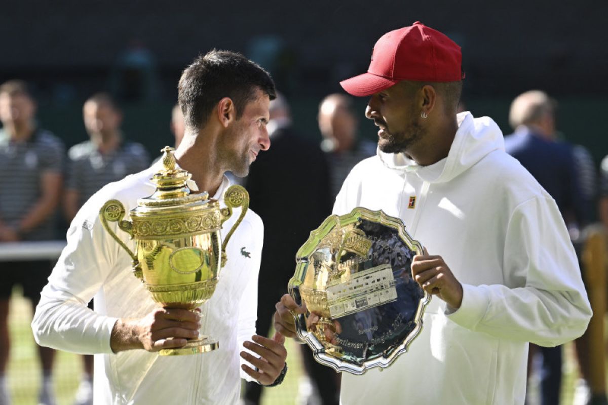 Usai juarai Wimbledon, Djokovic traktir Kyrgios