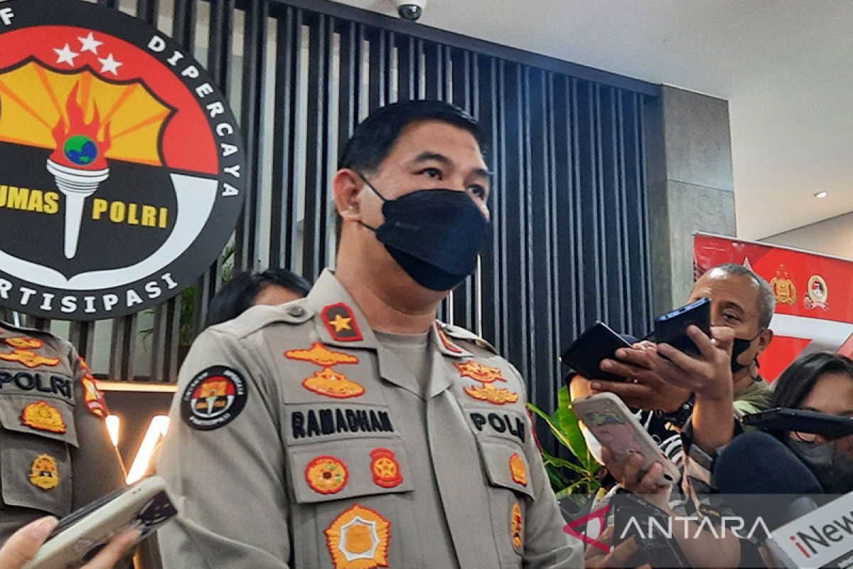 Polri: Bharada E tembak Brigadir J untuk membela diri dan istri Kadiv Propam