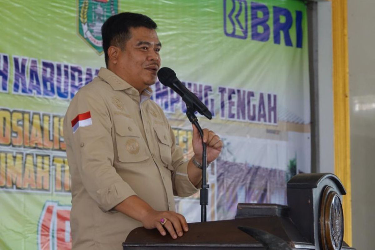 Bupati Lampung Tengah hadiri sosialisasi rumah tak layak huni