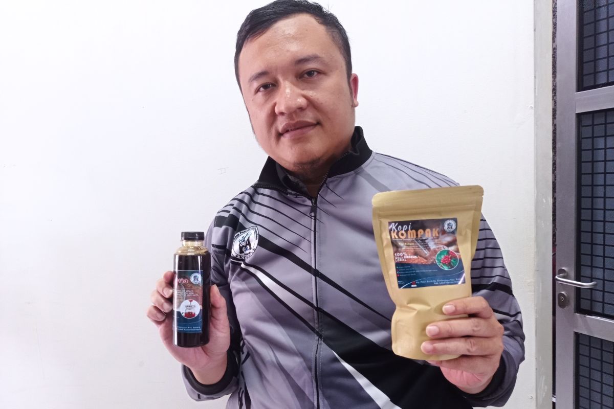 Komunitas kasepuhan adat  di Lebak produksi kopi dukung kemandirian ekonomi