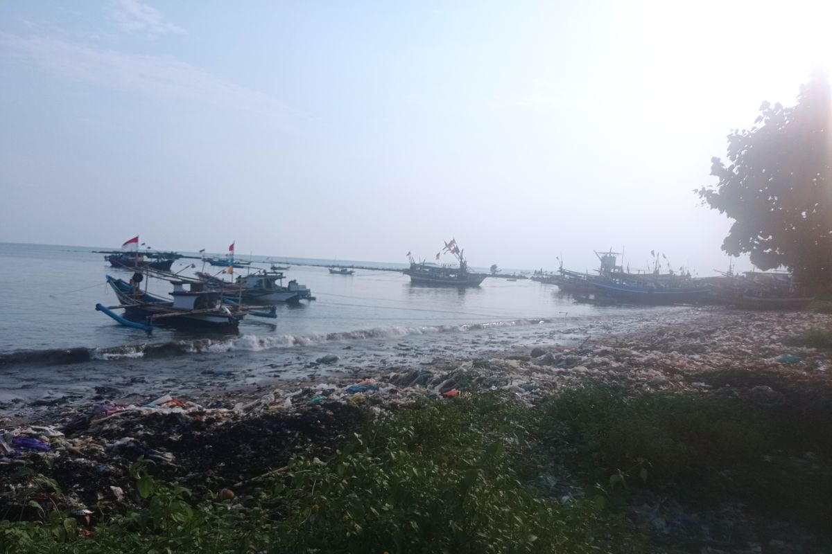 Nelayan Pandeglang bersyukur adanya BBM bersubsidi