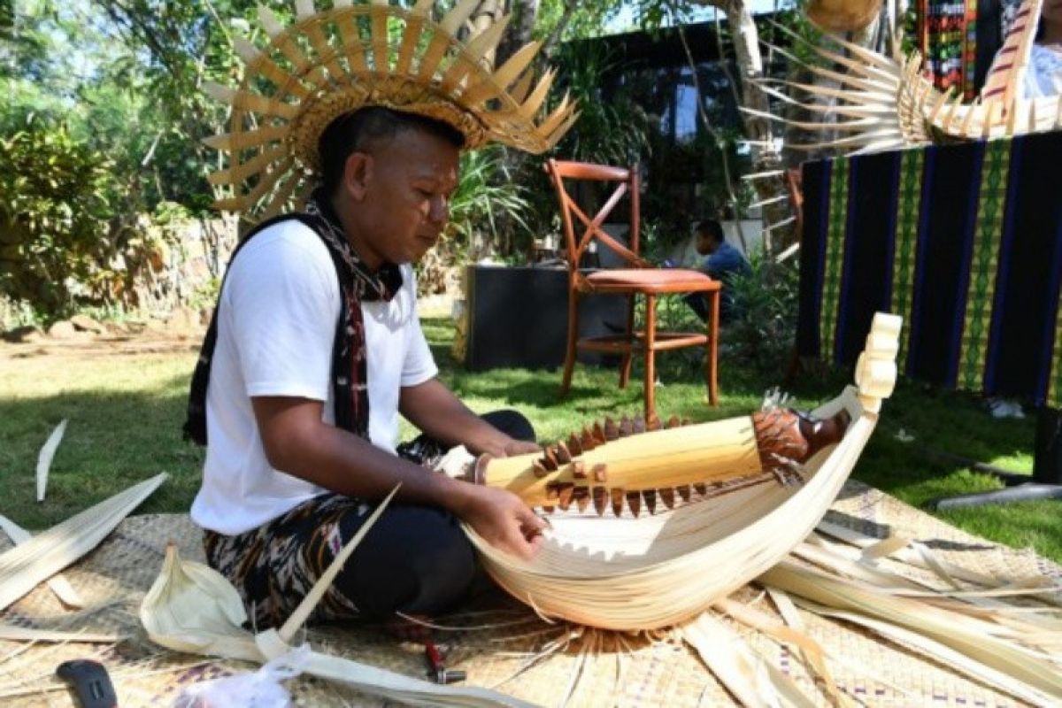 Senandung dawai Sasando pukau delegasi Sherpa G20