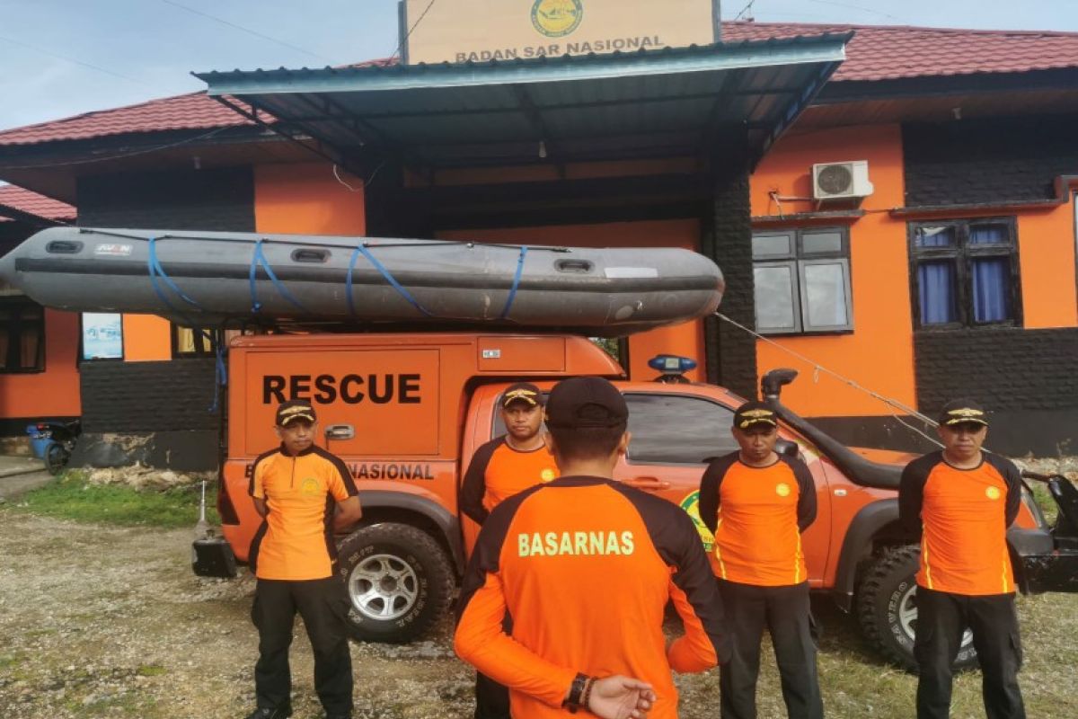 Basarnas cari pria paruh baya yang hilang di Sungai Liabuku Baubau