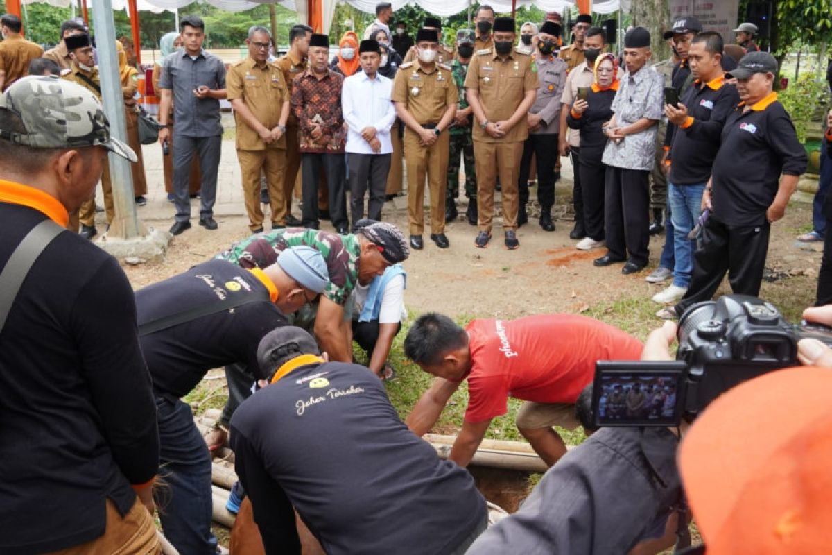 Wali Kota Medan ingatkan daging kurban dibagikan kepada keluarga stunting