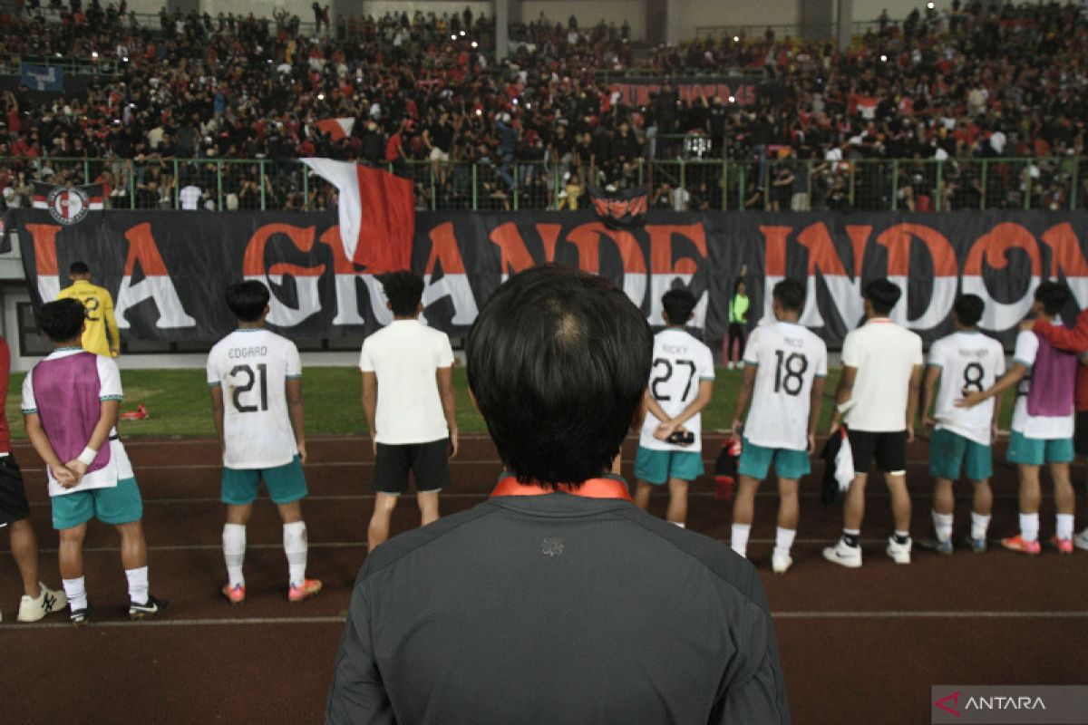 Piala AFF U-19: Gagal ke semifinal, PSSI kirim nota protes laga Thailand vs Vietnam