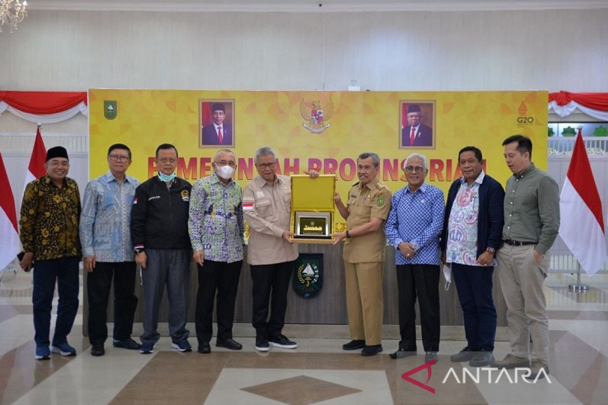 Komisi II DPR RI apresiasi 202 BUMDes maju di Riau