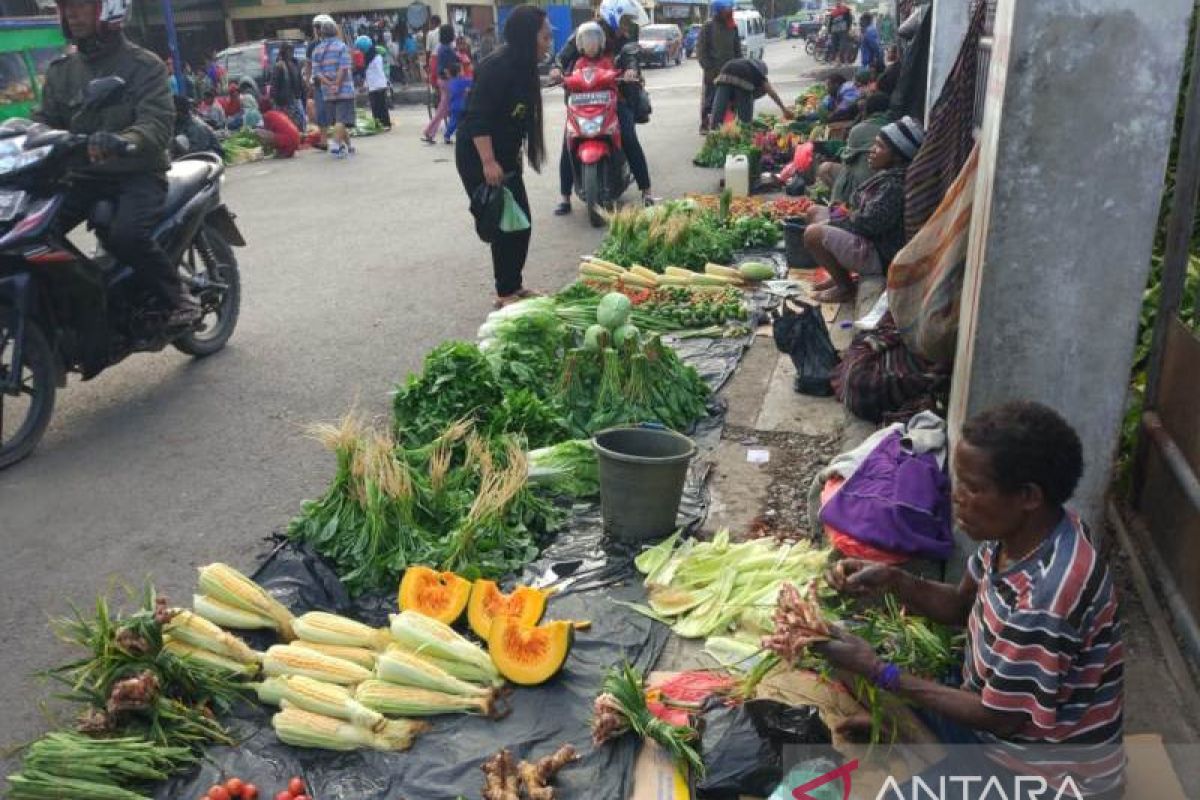 Disnakerindag: pengiriman sayur Jayawijaya ke PTFI masih berlangsung