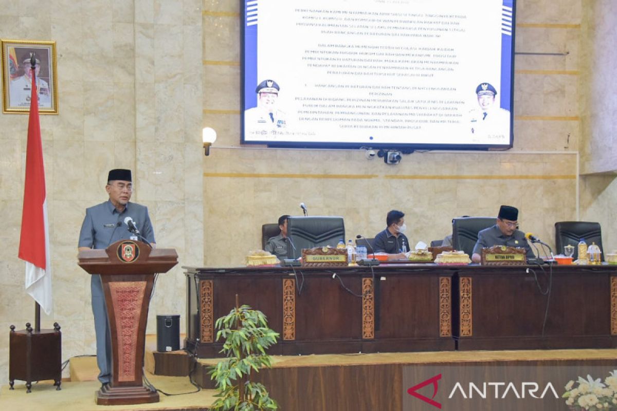 Gubernur Kalsel dukung tiga Raperda inisiatif Dewan