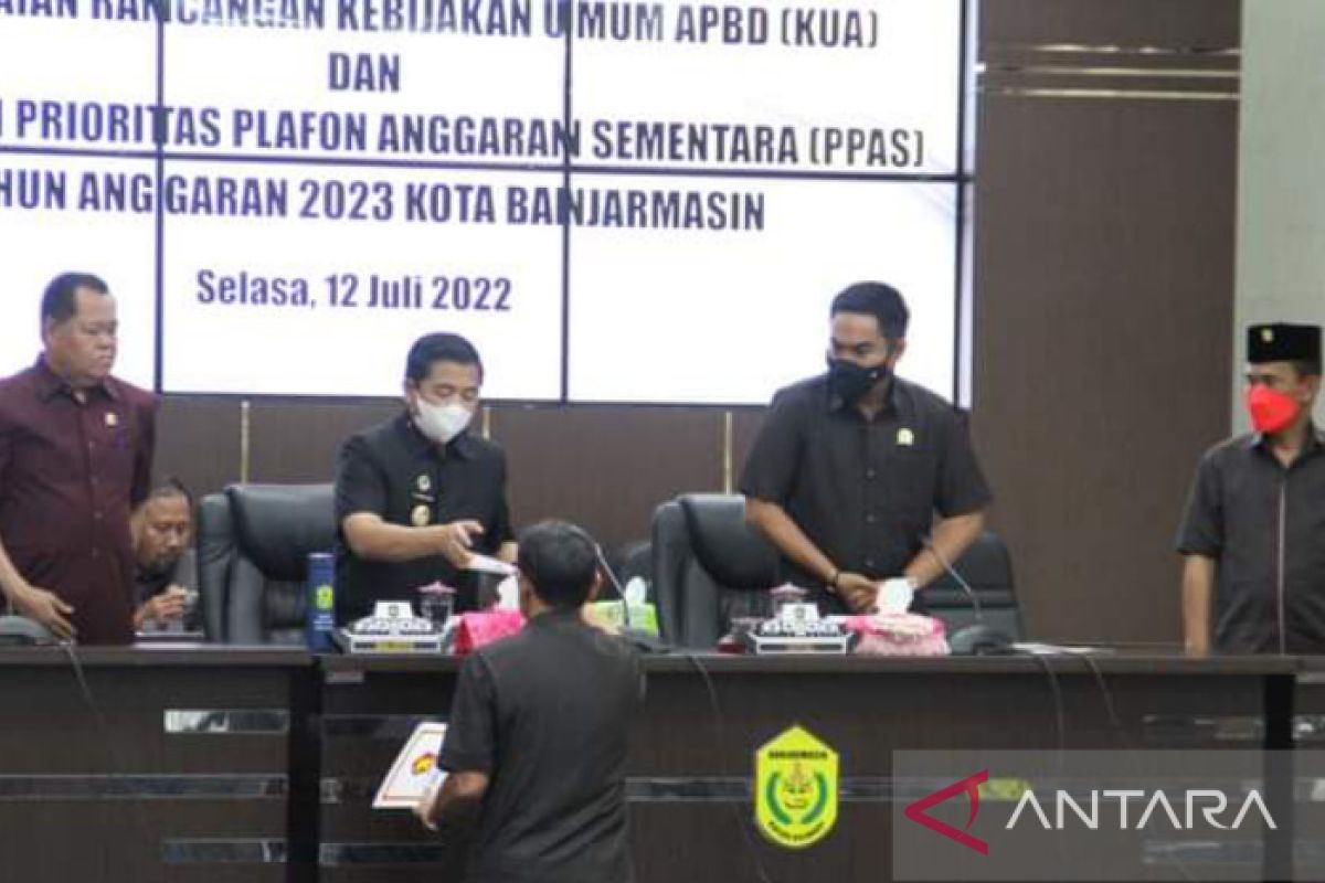 DPRD Banjarmasin terima penyampaian KUA-PPAS 2023