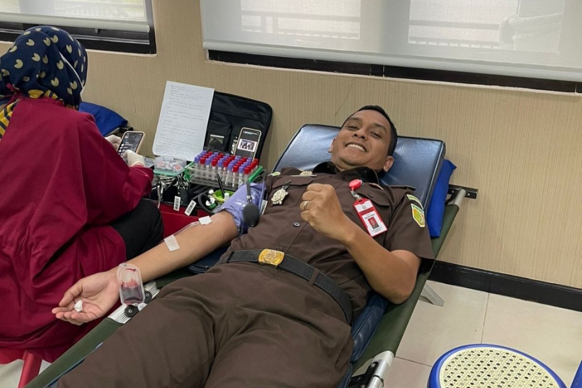 Kejari Tangerang gelar donor darah semarakkan HUT Adhyaksa