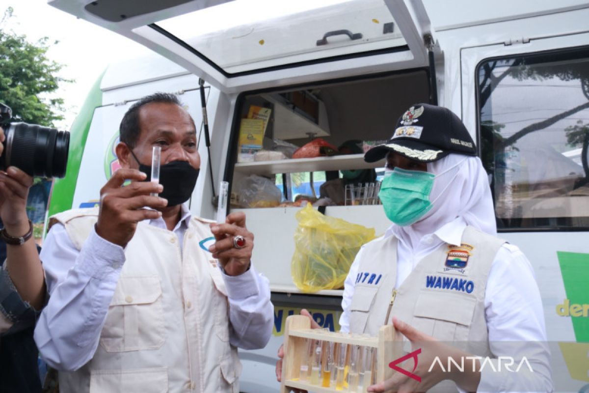 Pemkot Palembang ancam cabut izin usaha makanan dan minuman kedaluarsa