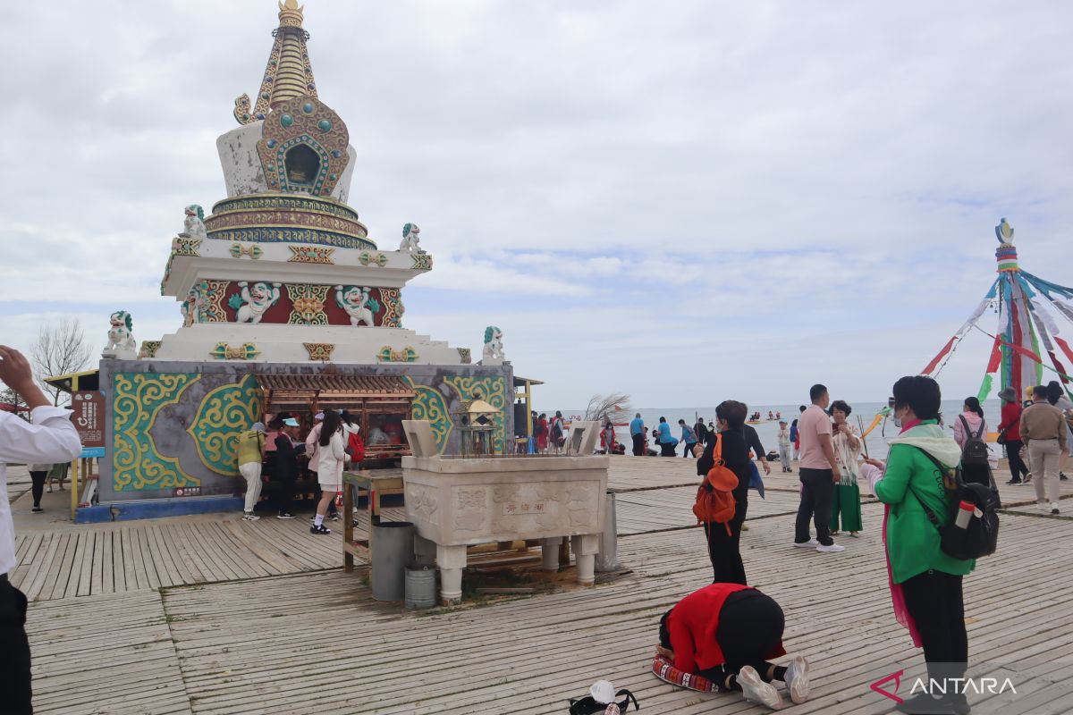 2.000 wisatawan di Pulau Weizhou China telantar