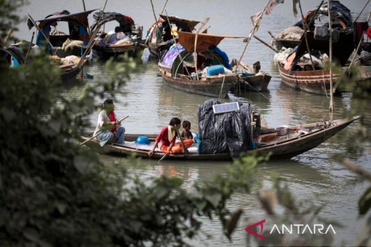 Orang-orang perahu di Bangladesh berharap hidup lebih baik
