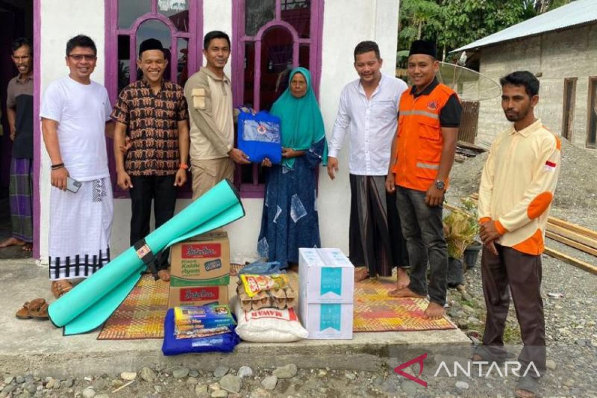 Pemkab Nagan Raya Salurkan Bantuan Masa Panik Untuk Korban Angin