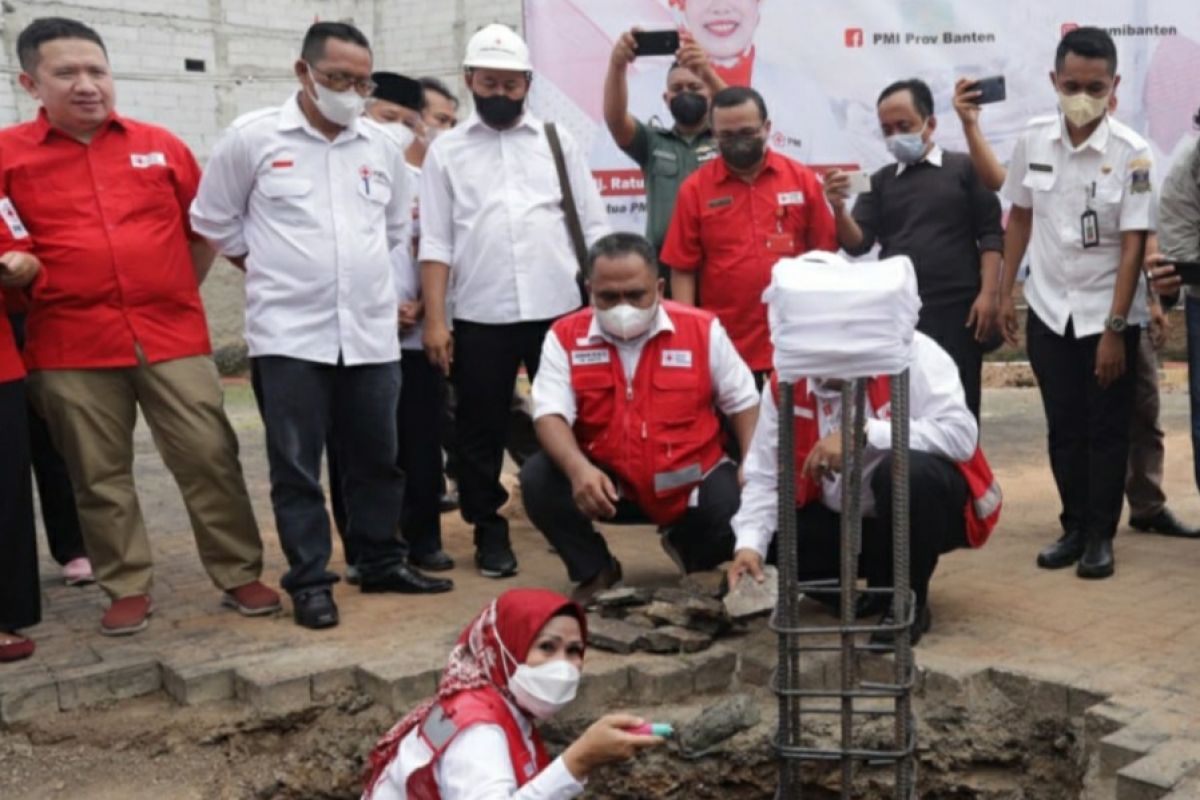 Tingkatkan pelayanan masyarakat, PMI Banten bangun Klinik Hemodialisa