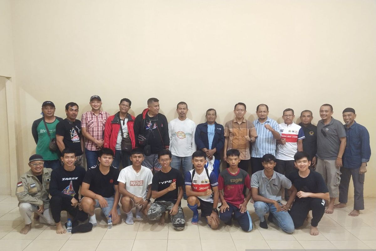 Delapan pembalap sepeda Jambi ikut Kejurnas di Jawa Timur