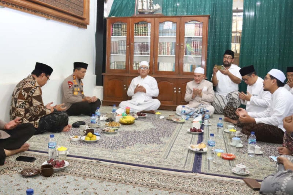 Kapolda Jateng minta doa kepada ulama di Rembang