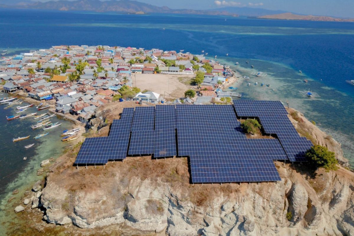 Artikel - Mengenal PLTS Pulau Messah jadi contoh transisi energi di G20