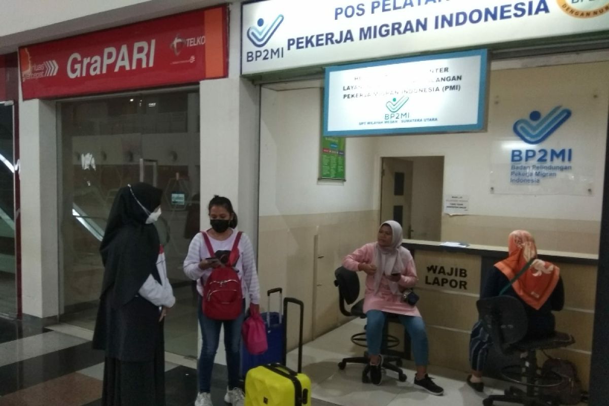 Tiga calon PMI ilegal tujuan Singapura diamankan di Bandara Kualanamu