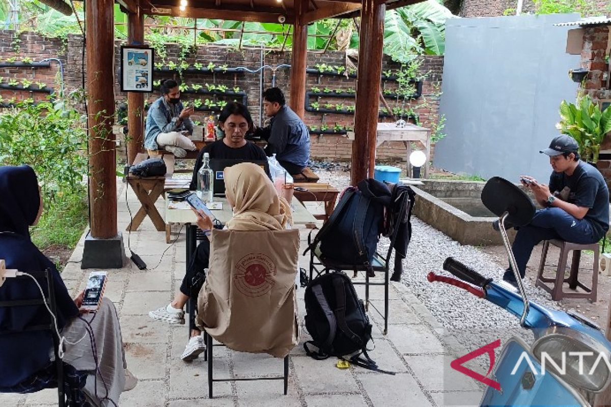 Omakaryo, tempat nongkrong di Surabaya berkonsep 