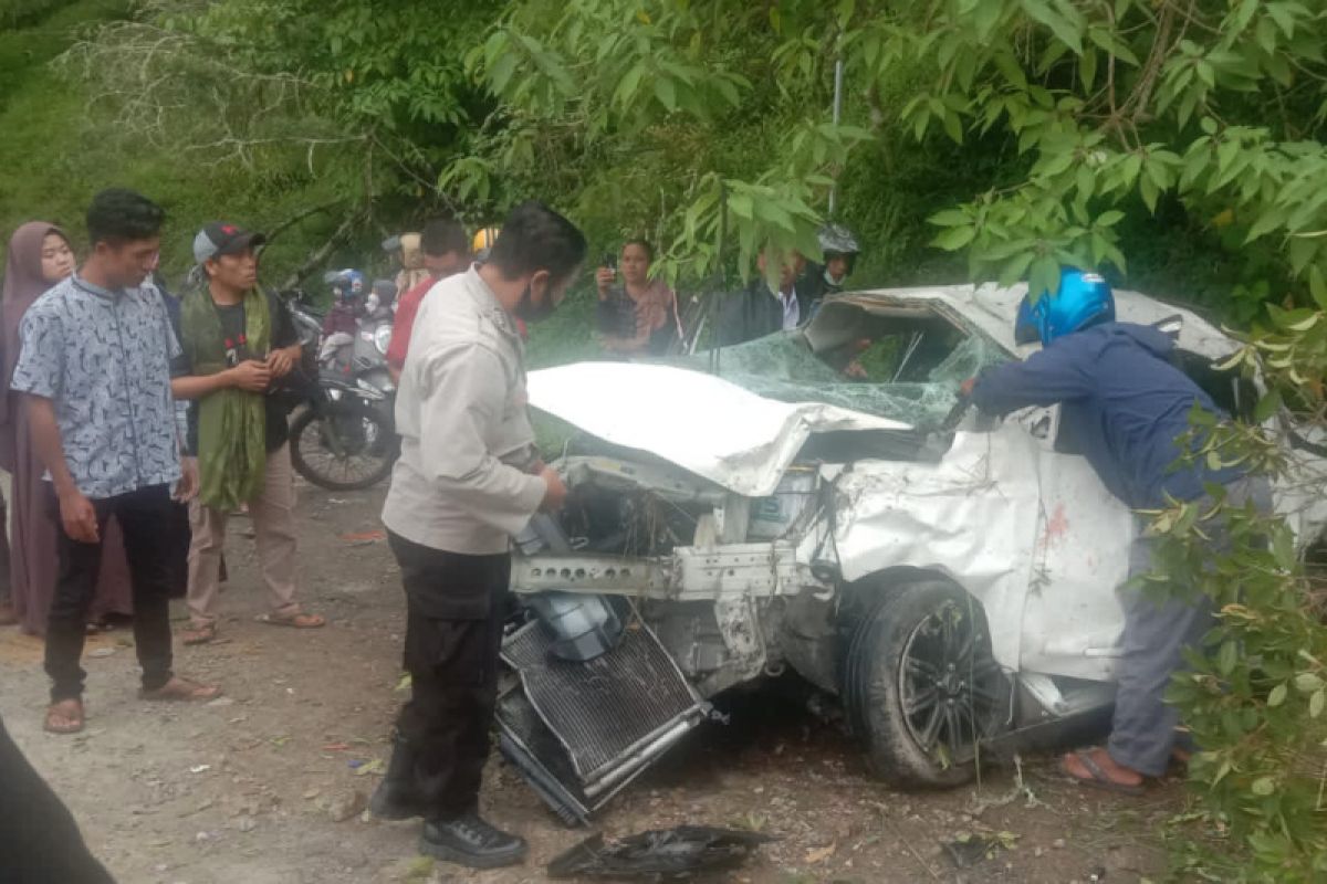 Kecelakaan maut tiga tewas, Kapolsek Sembalun imbau pembatas jalan di Pusuk segera dipasang