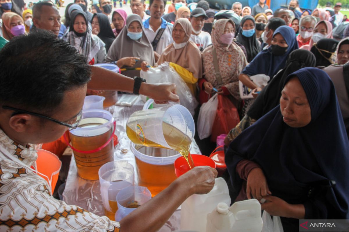 600 ribu ton minyak goreng sudah tersalurkan dari data Simirah