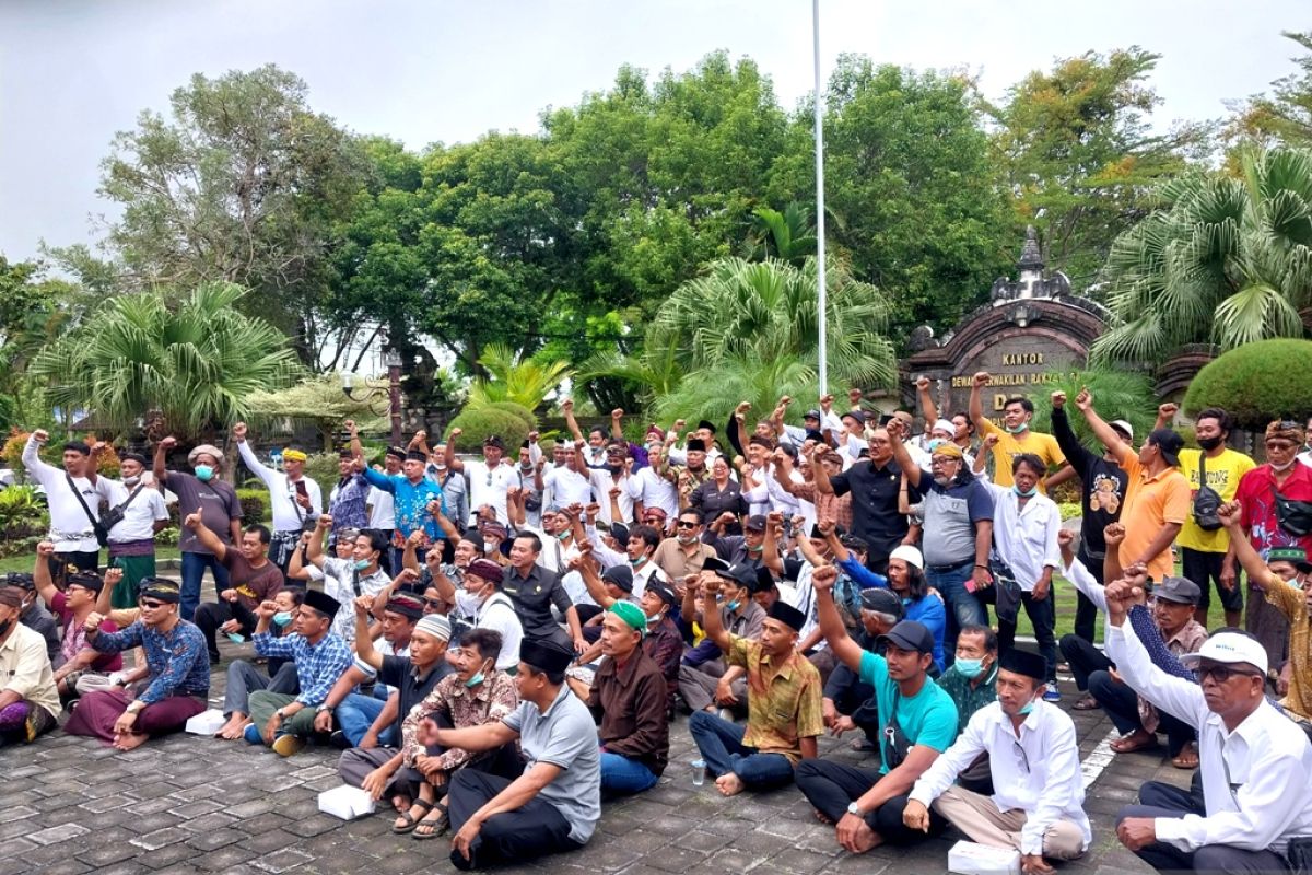 Anggota DPRD Jembrana ke Jakarta urus tanah negara yang dituntut warga Gilimanuk