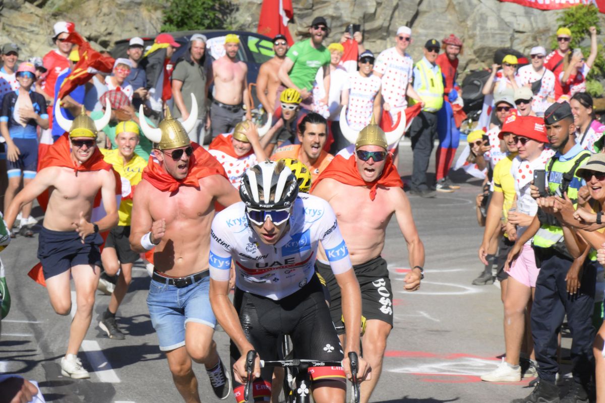 Pogacar akui kurang percaya diri lewati Vingegaard di Tour de France