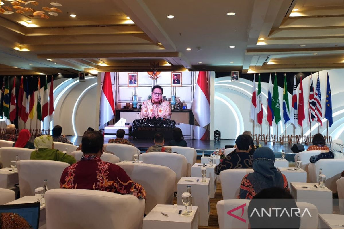 Airlangga bahas masyarakat digital capai Visi Indonesia 2045 di FEKDI