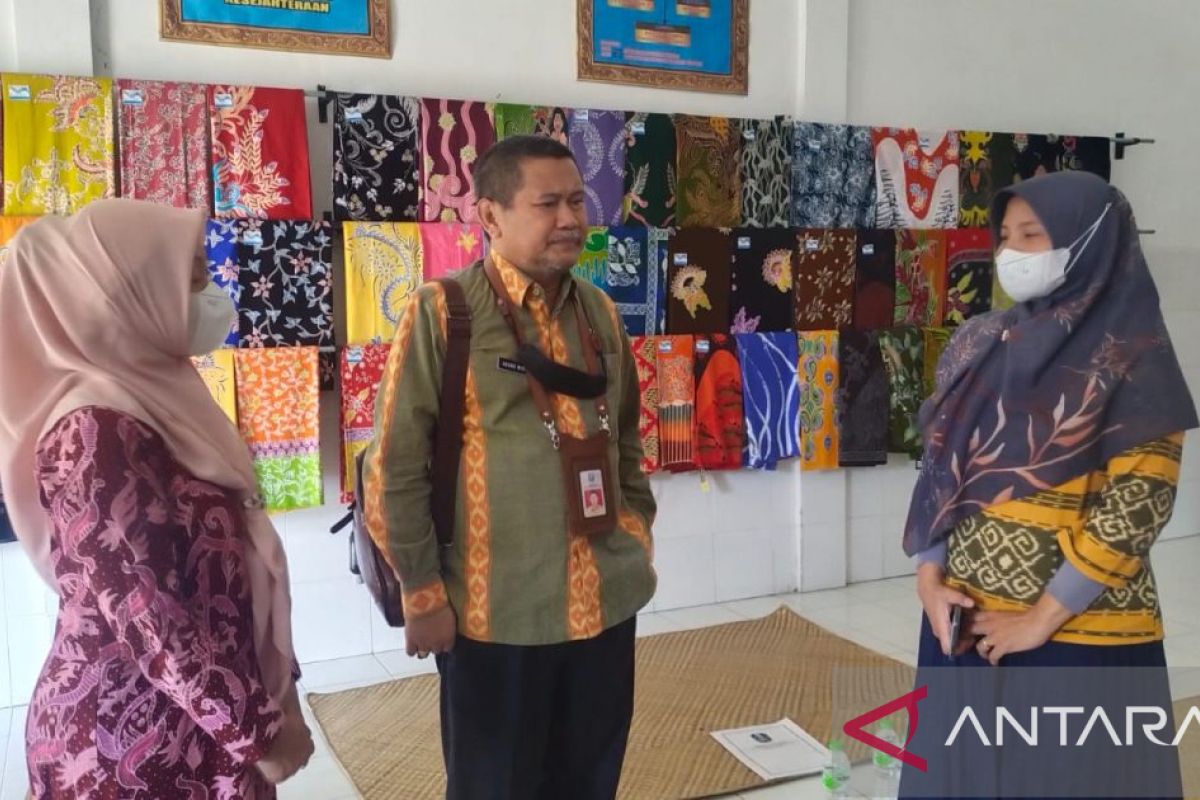 DKUPP Probolinggo ajak generasi milenial berperan aktif kembangkan batik