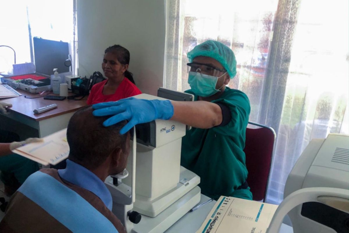 Pasien di Balai Kesehatan Mata Ambon Vlissingen meningkat, datang dari penjuru Maluku