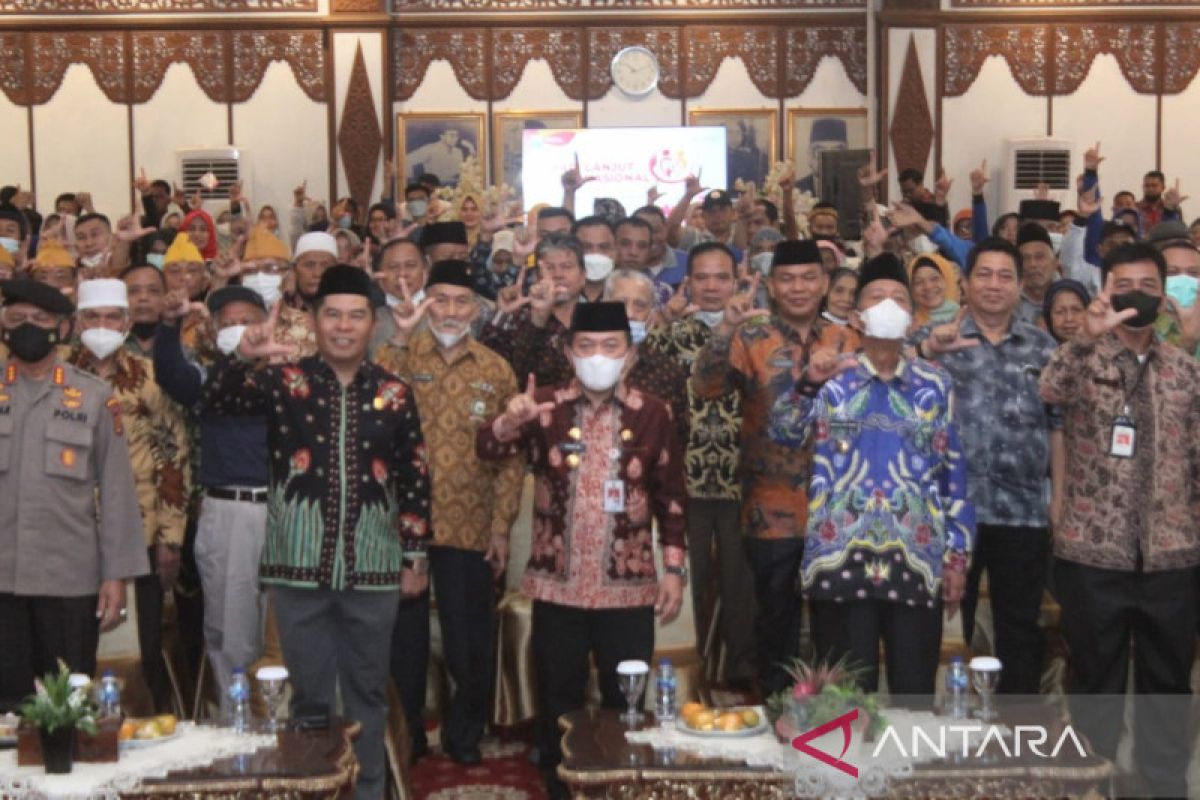 Gubernur Jambi ajak semua pihak peduli  lansia