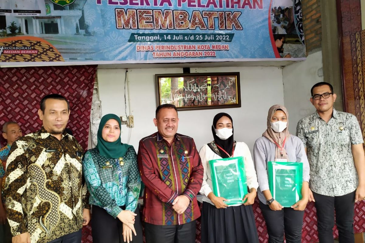 Dinas Perindustrian  Medan tingkatkan kemampuan membatik pelaku IKM