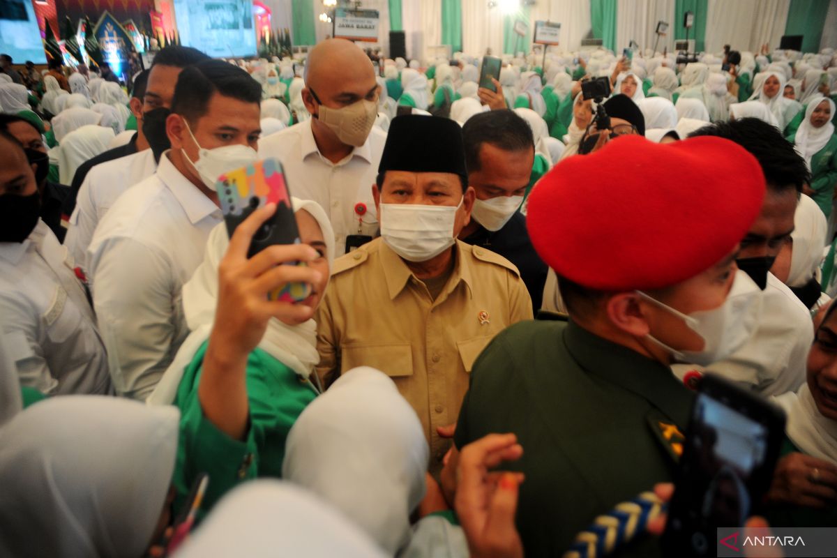 Gerindra sebut Prabowo umumkan sikap di Pilpres 2024 dalam rapimnas