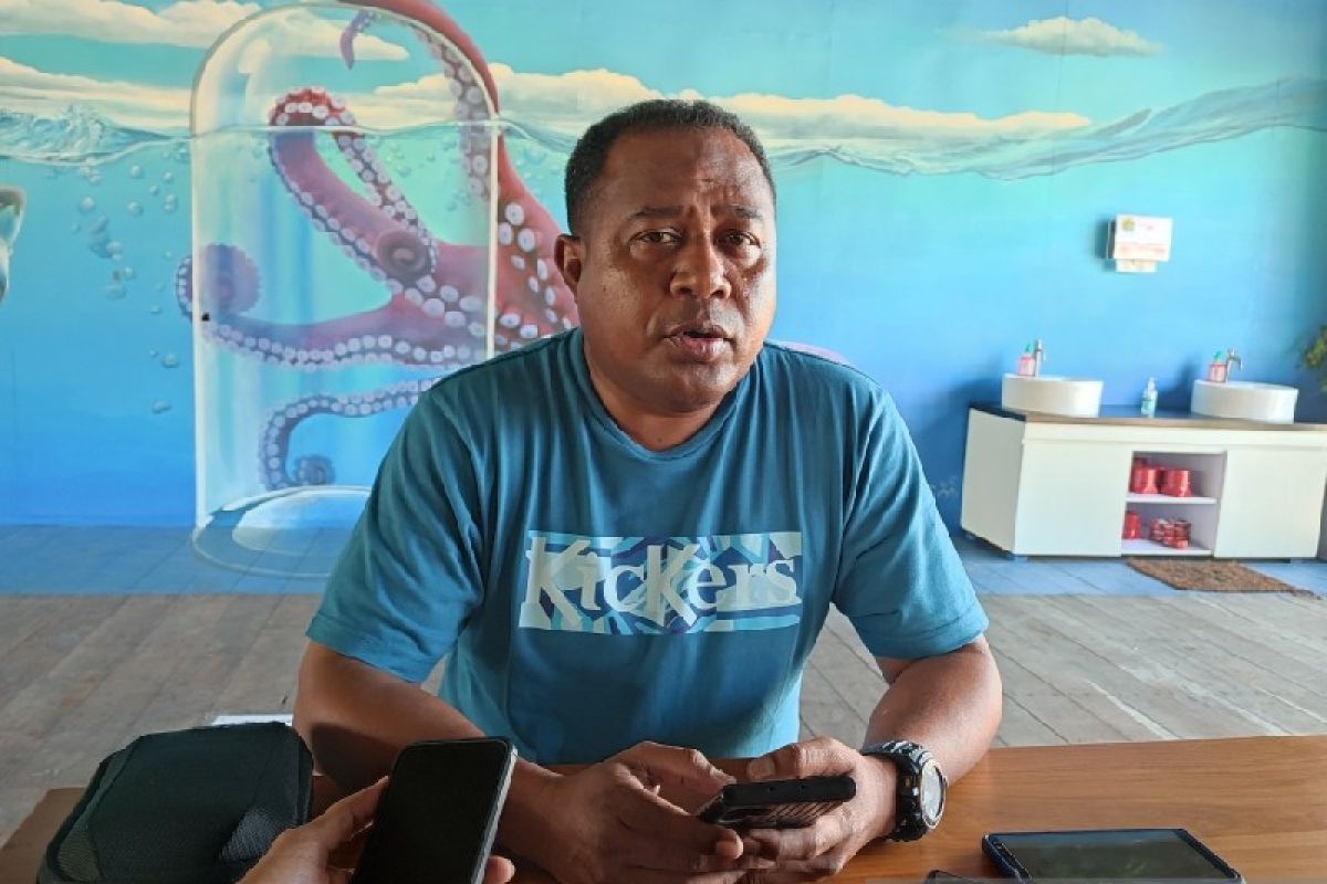 Polda Papua tahan tiga anggotanya terkait kaburnya tersangka kasus suap RHP ke PNG