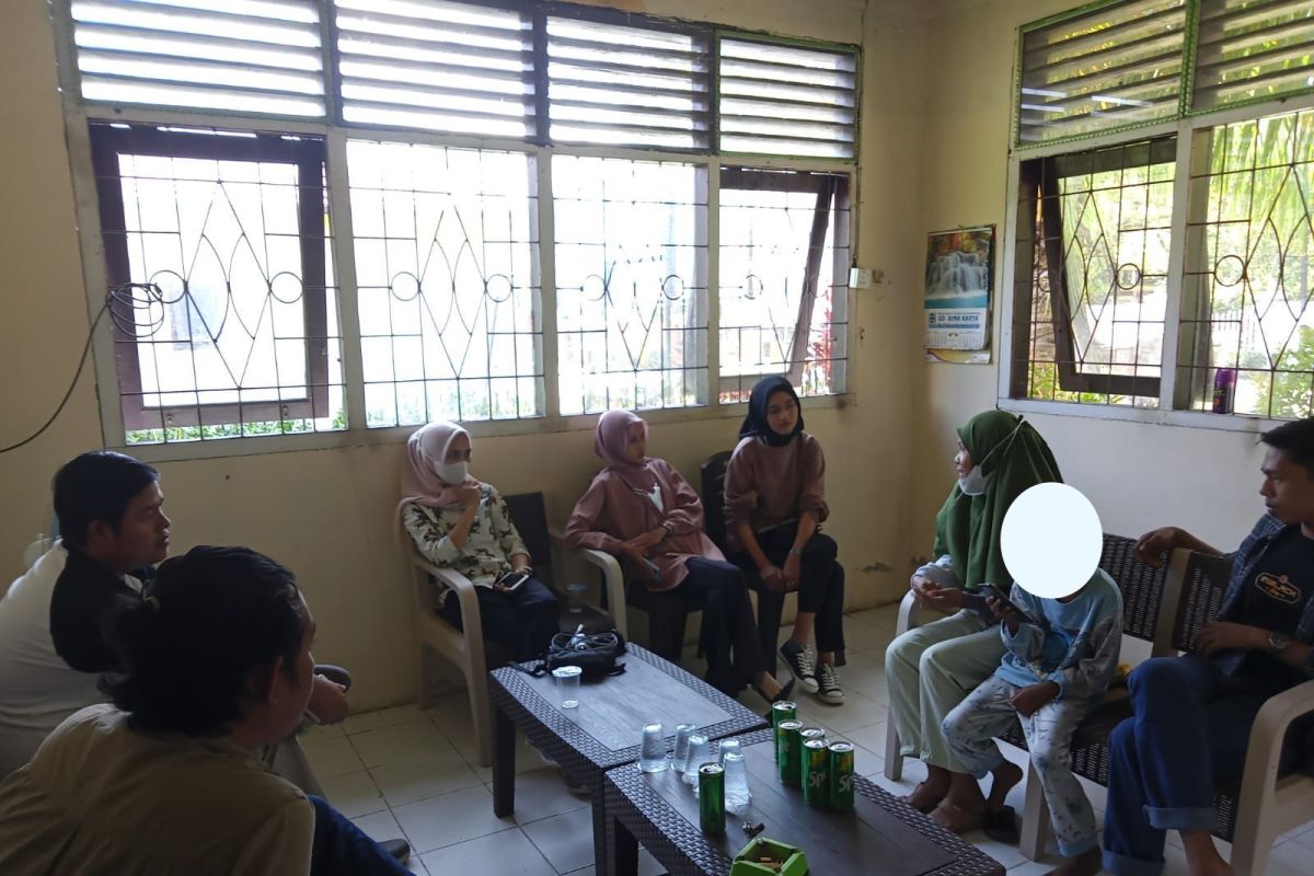 Dihujat di medsos, ibu tersangka pembunuh wanita di kos minta warganet bijak