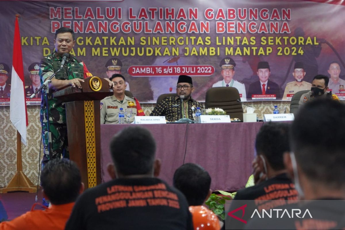 Danrem 042/Gapu buka latihan gabungan penanganan Karhutla di Jambi