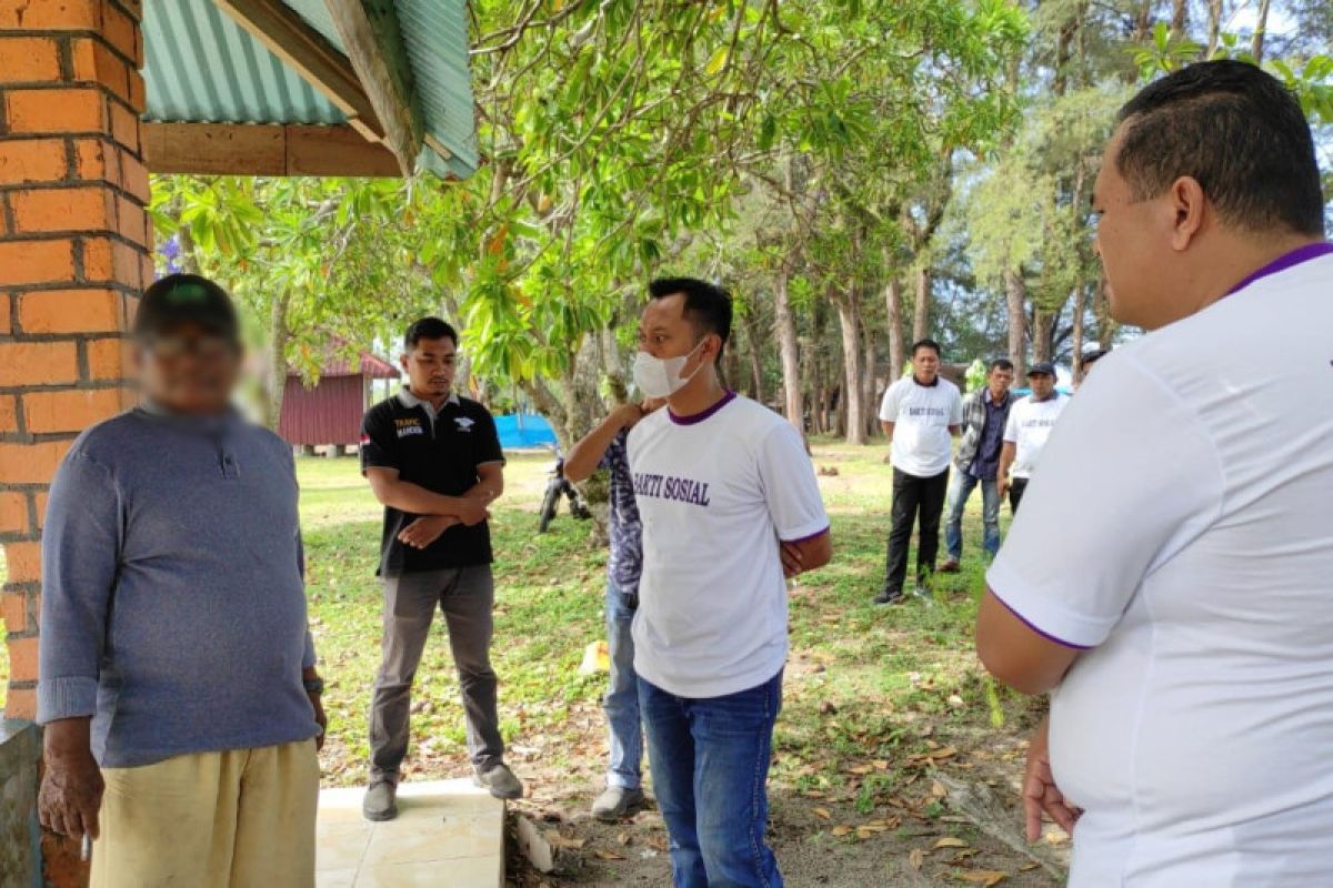 Pemkot Pariaman beri teguran keras penjaga parkir liar di Pantai Kata