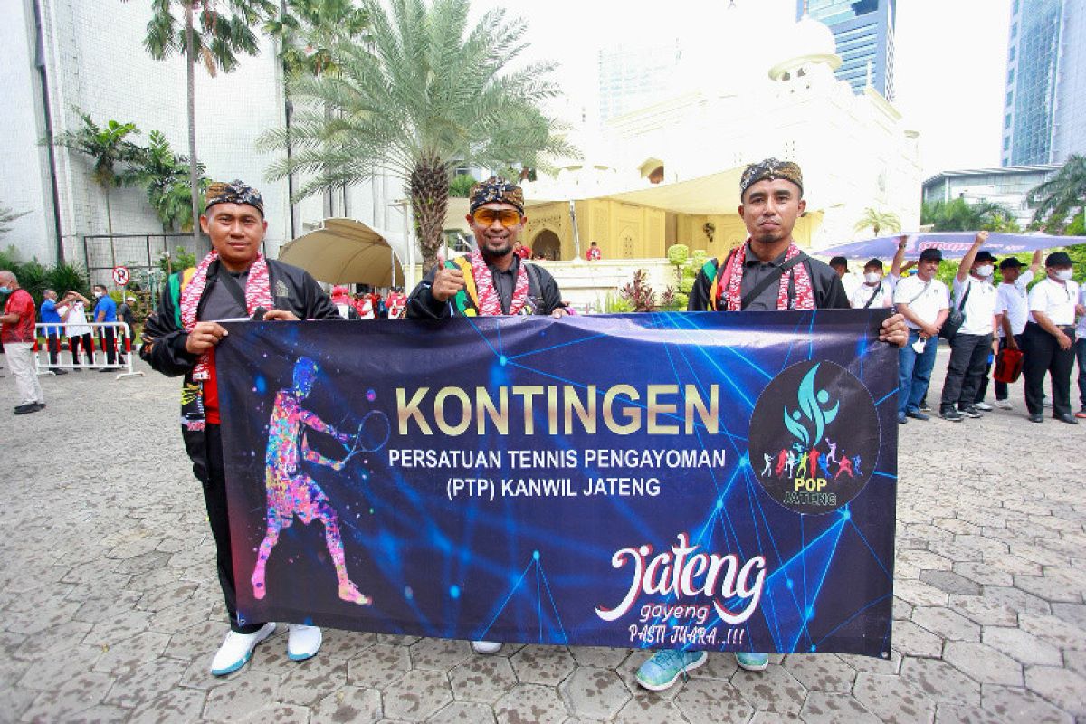 HDKD 2022 dimulai, Kakanwil Jateng pimpin parade kontingen tenis
