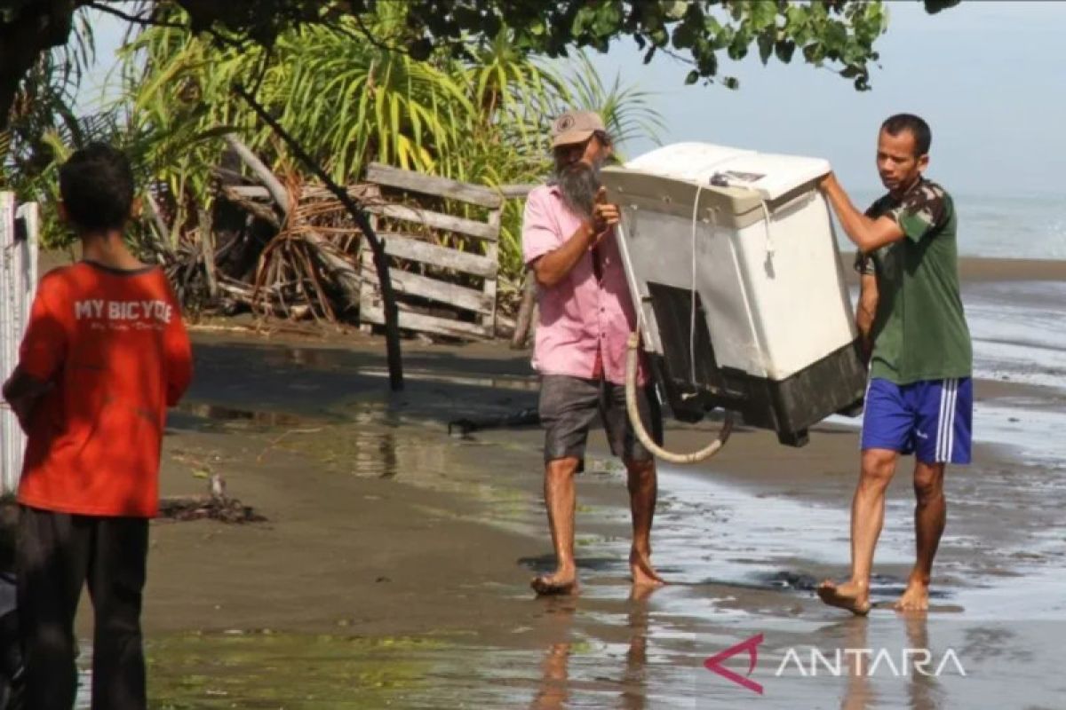 92 RT di Jakarta terendam banjir luapan sungai hingga rob