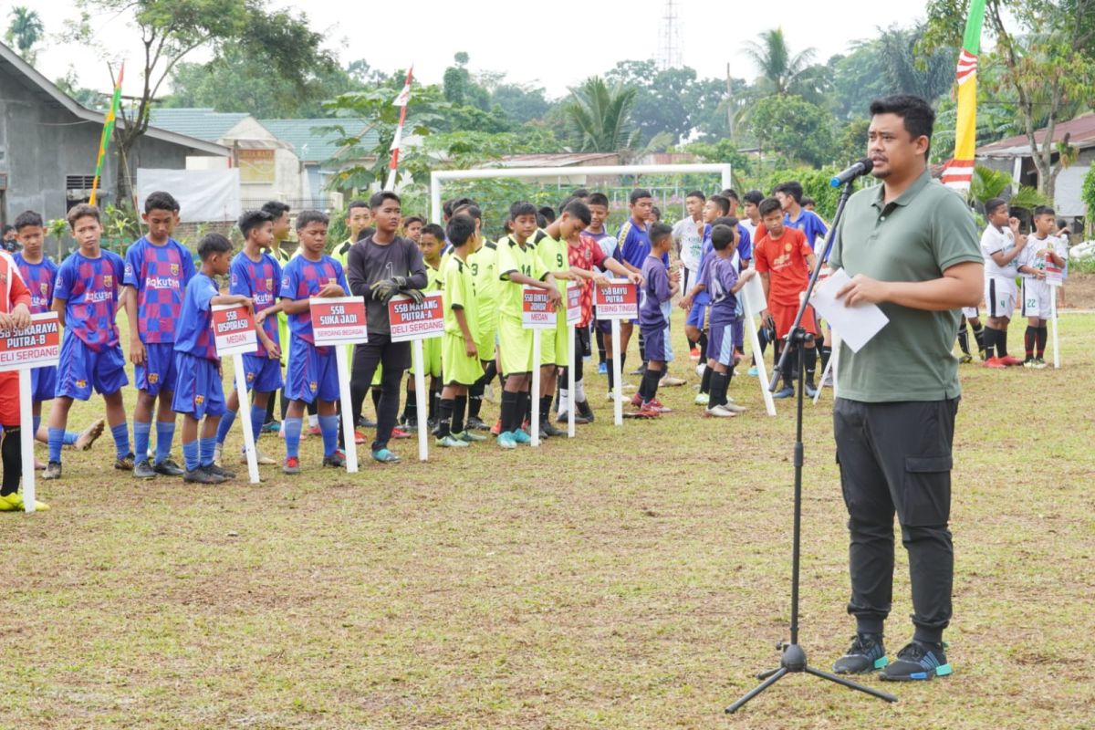 Buka turnamen U-13, Bobby Nasution ingin sepak bola jauhkan narkoba