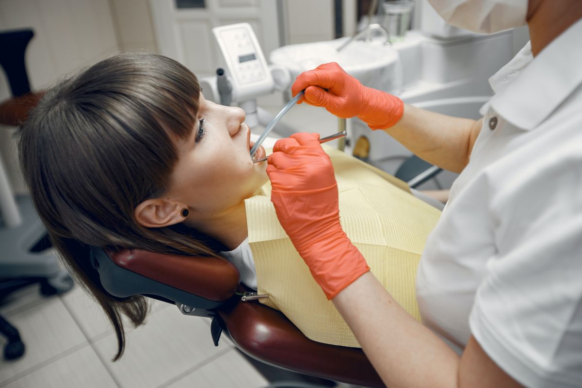 Masyarakat diimbau untuk tidak takut lagi periksa ke dokter gigi