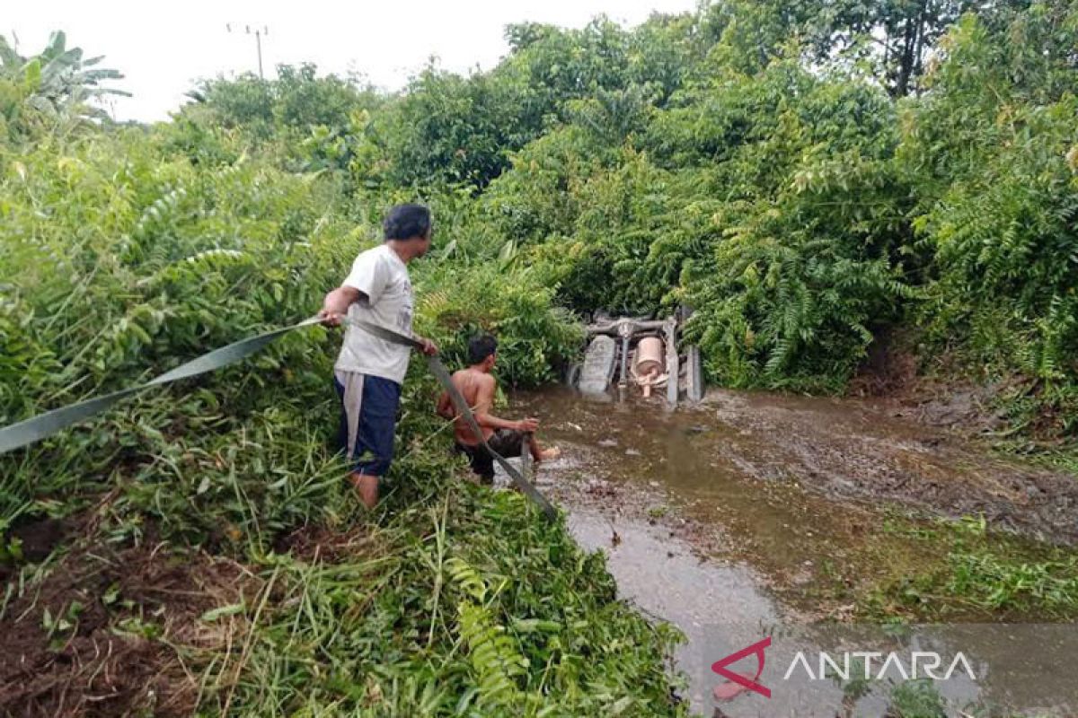 Mobil mantan pejabat Kemenag Kalteng kecelakaan akibatkan 6 tewas