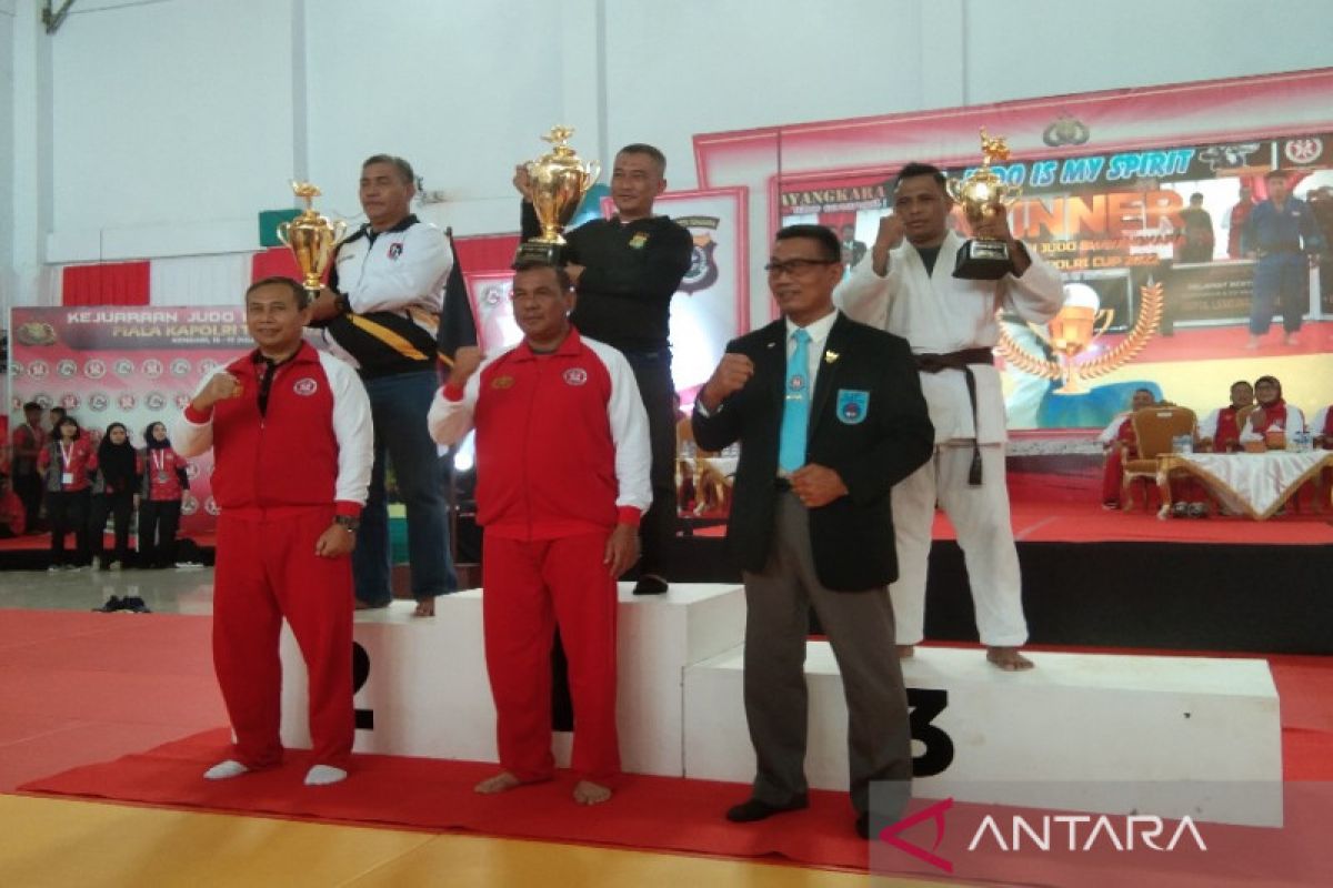Polda Metro Jaya juara umum Judo Bhayangkara Piala Kapolri 2022