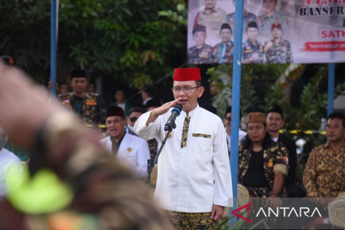 Bupati pimpin pembaretan 137 anggota Banser Bekasi