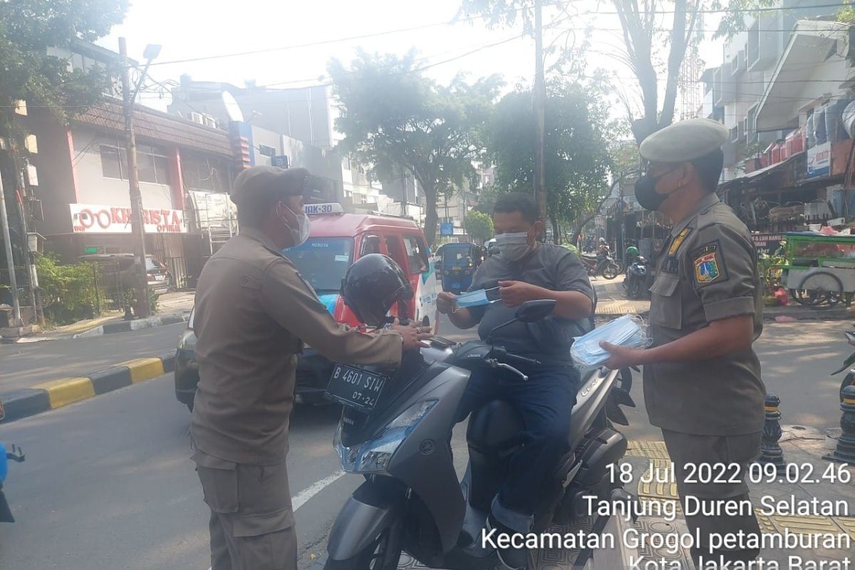 245 warga Grogol Petamburan terpapar COVID-19